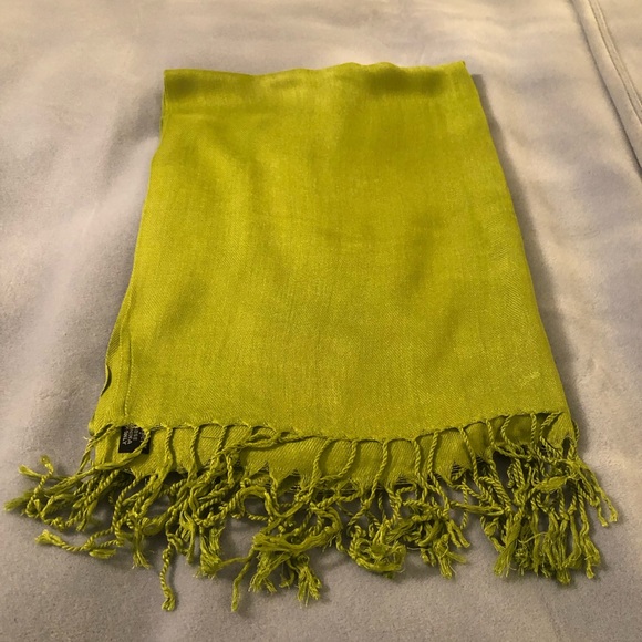 Fringe Pashmina Scarves Set - Picture 3 of 5